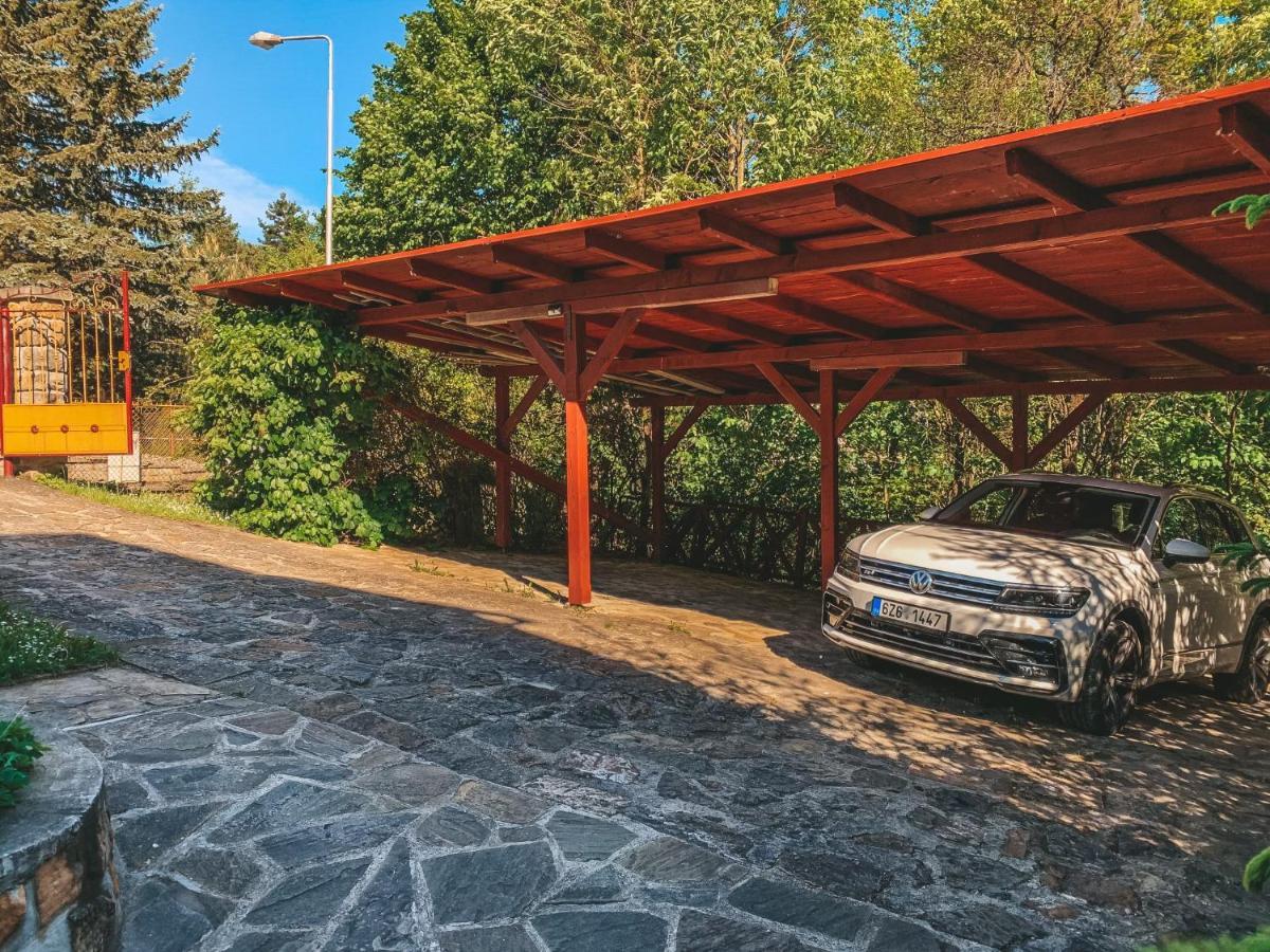 Villa Emausy Luhacovice Luaran gambar