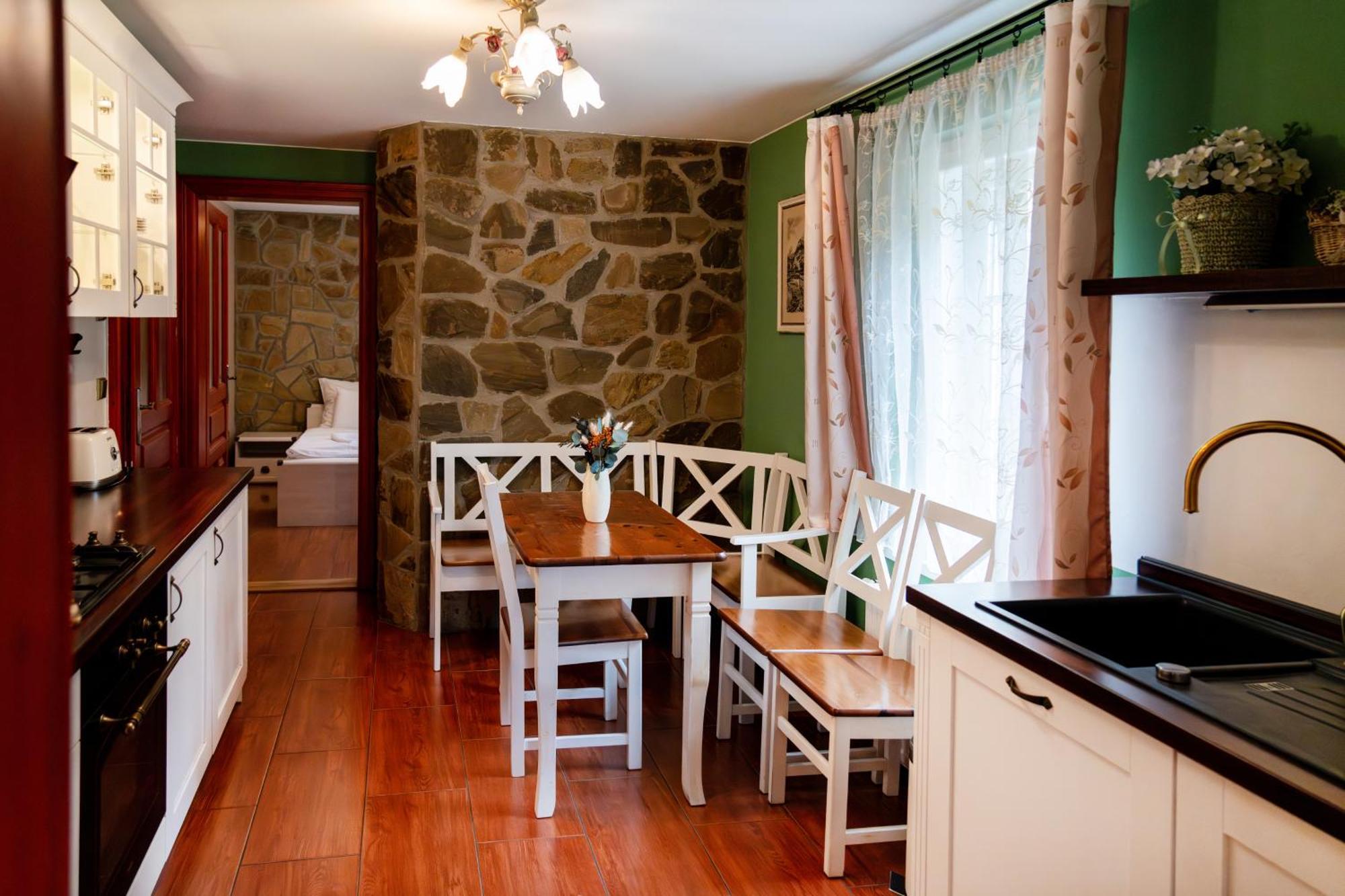 Villa Emausy Luhacovice Luaran gambar