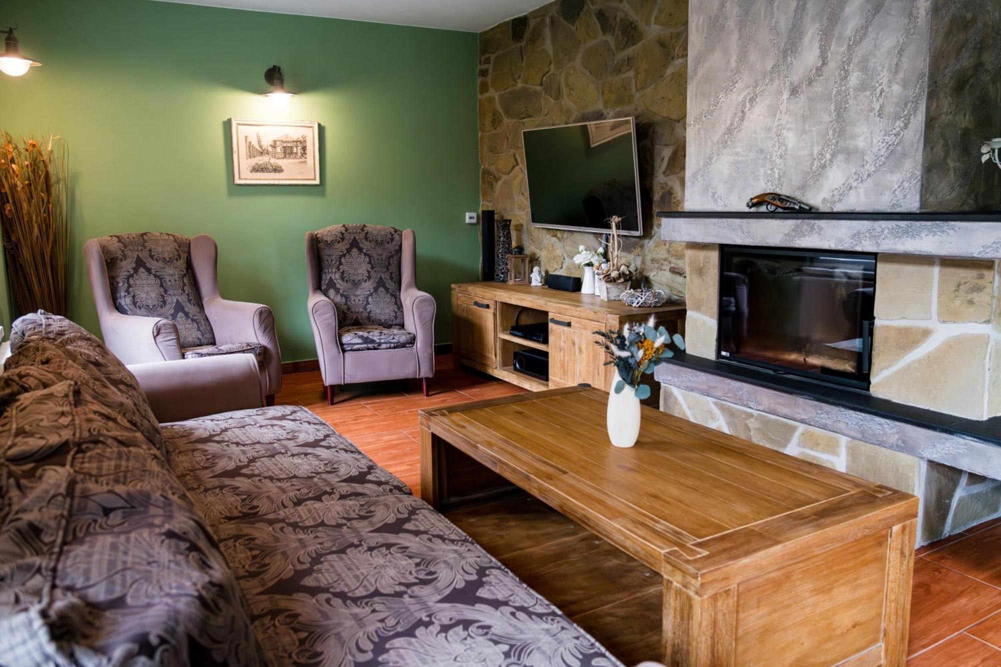 Villa Emausy Luhacovice Luaran gambar